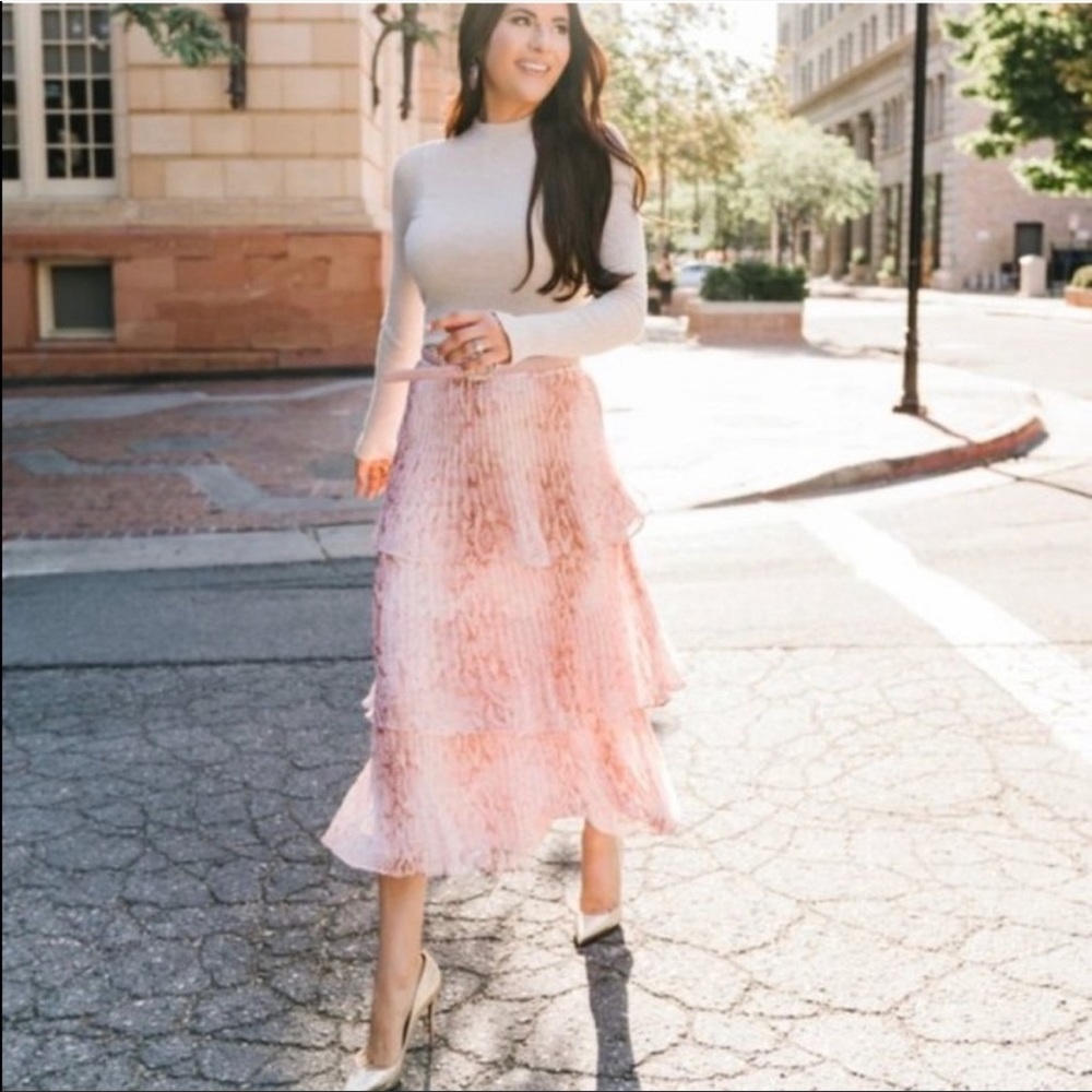 Rachel Parcell Pink Snake Print tiered skirt, MEDIUM